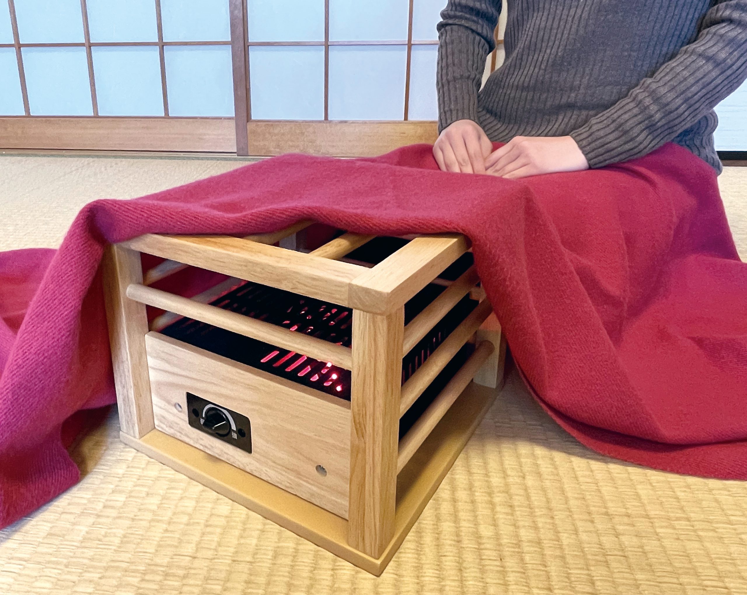 一人用こたつ｜製品ラインナップ｜メトロ電気工業株式会社